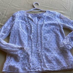 Super cute eyelet top